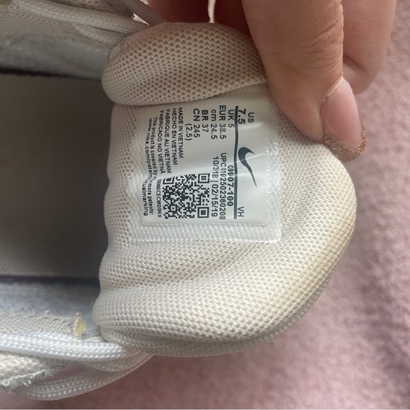 Nike Air Max 98 Rose Gold (size 7.5) - Picture 4 of 4